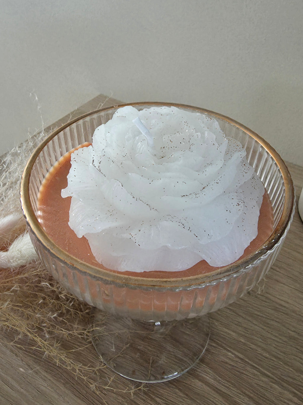 Bougie Parfumée « Agrumes » – Rose Paillettes en Coupe – Cire de Soja - 425gr