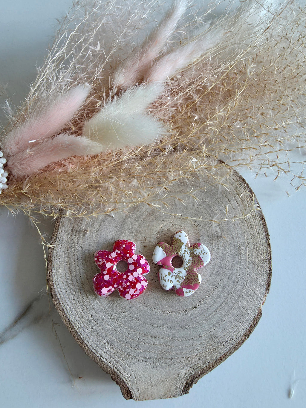 Créoles fleurs en argile polymère – 2 en 1 (rouge paillettes & rouge doré)