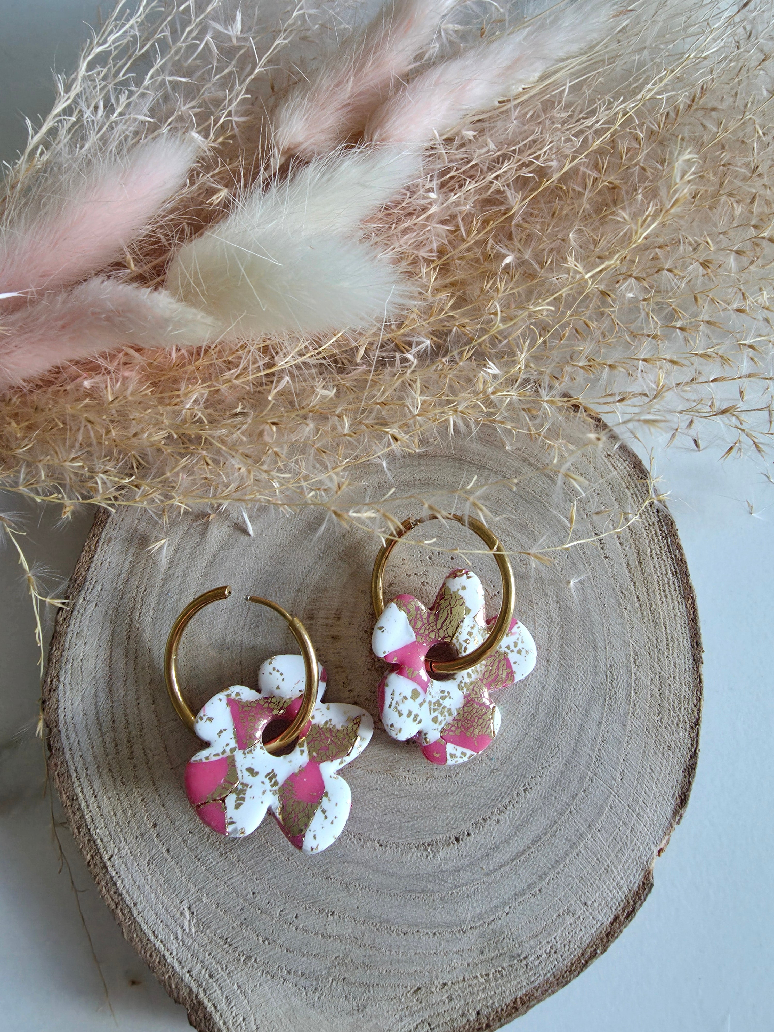 Créoles fleurs en argile polymère – 2 en 1 (rouge paillettes & rouge doré)