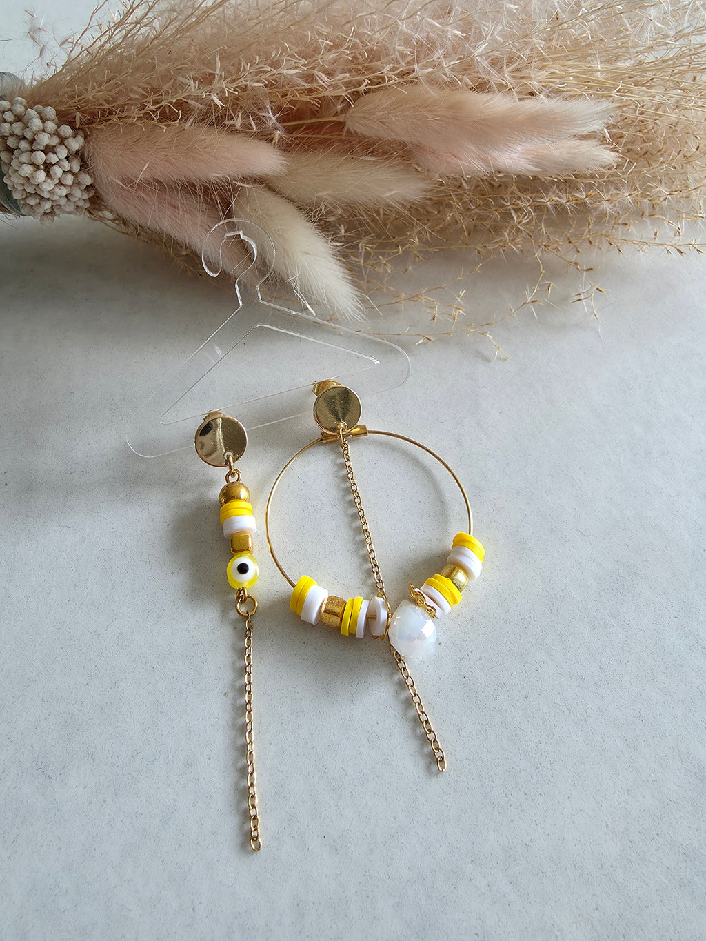 Boucles d'oreilles asymétriques – Heishi & Créole dorée Soleil