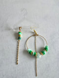 Boucles d'oreilles asymétriques – Heishi & Créole dorée Jade