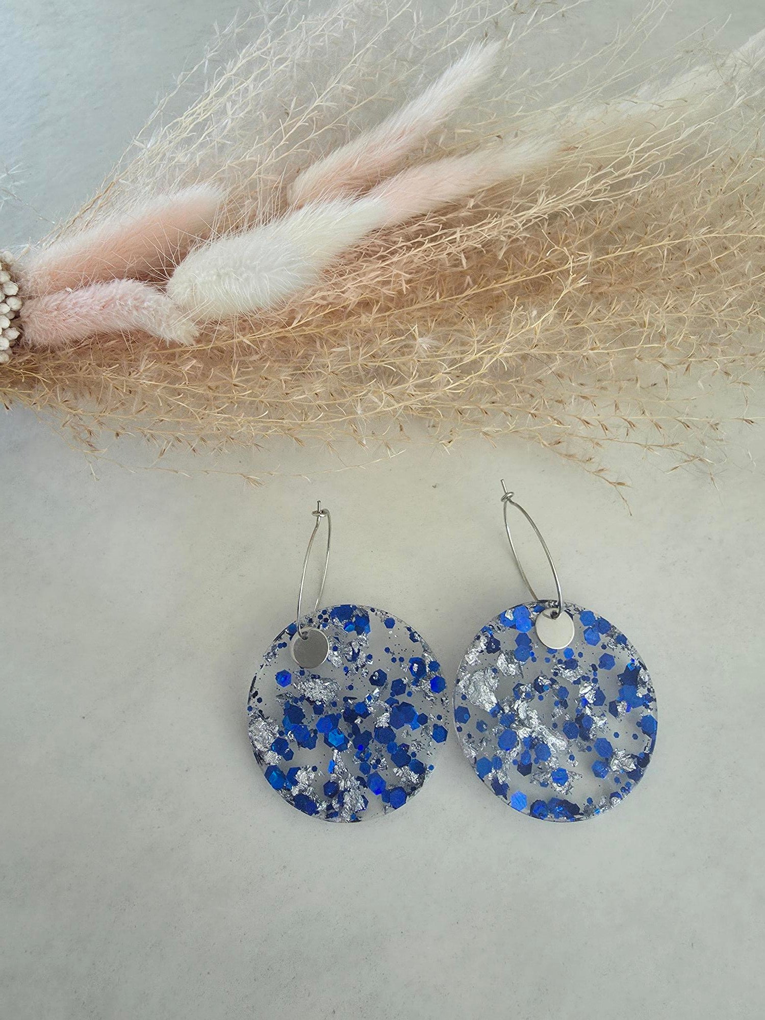 Boucles d'oreilles rondes pailletées – Résine & Acier inoxydable