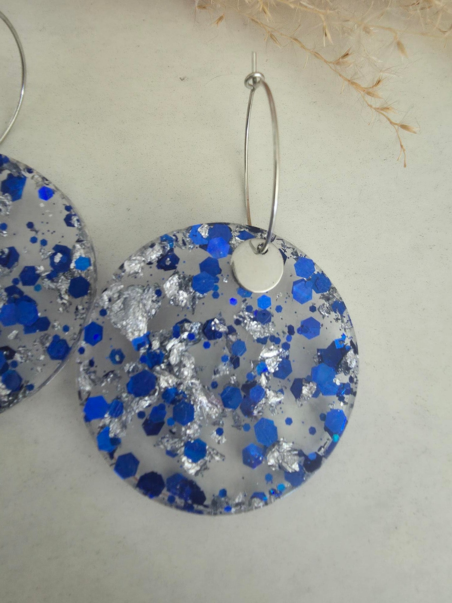 Boucles d'oreilles rondes pailletées – Résine & Acier inoxydable
