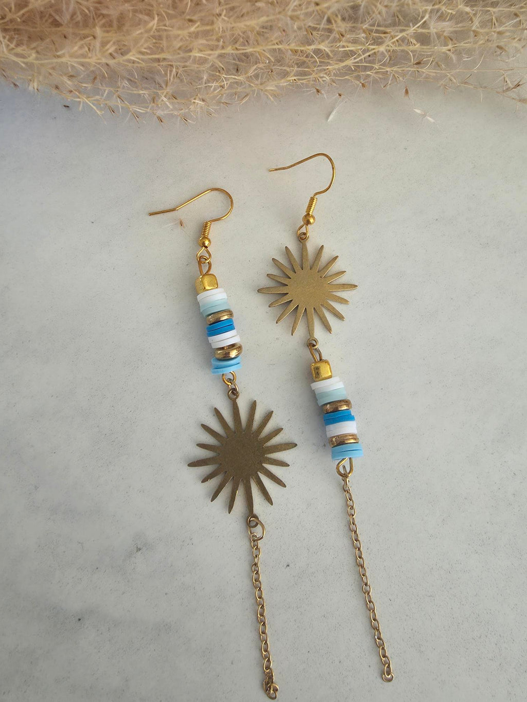 Boucles d'oreilles soleil & perles heishi – Acier inoxydable doré