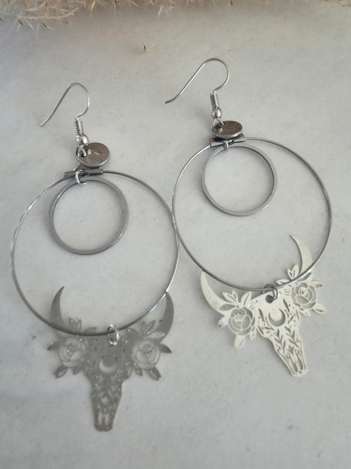 Boucles d'oreilles créoles doubles tête de bœuf fleuri – Acier inoxydable argenté