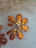 Boucles d'oreilles puces fleurs résine paillettes orange & doré – Acier inoxydable
