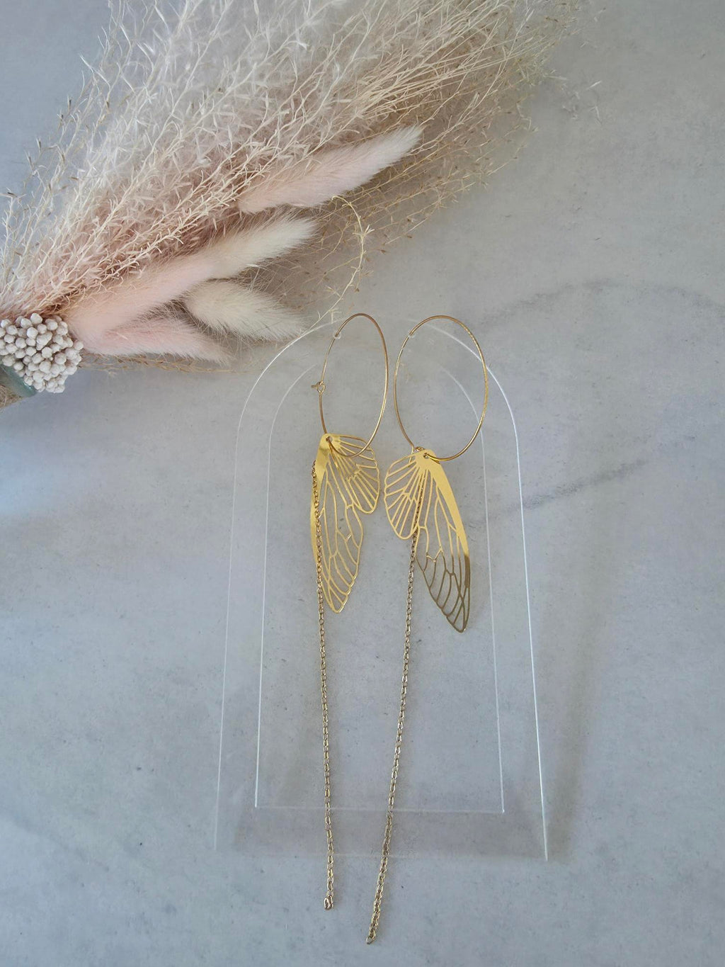 Boucles d'oreilles créoles ailes de cigale dorées & chaîne dorée – Acier inoxydable