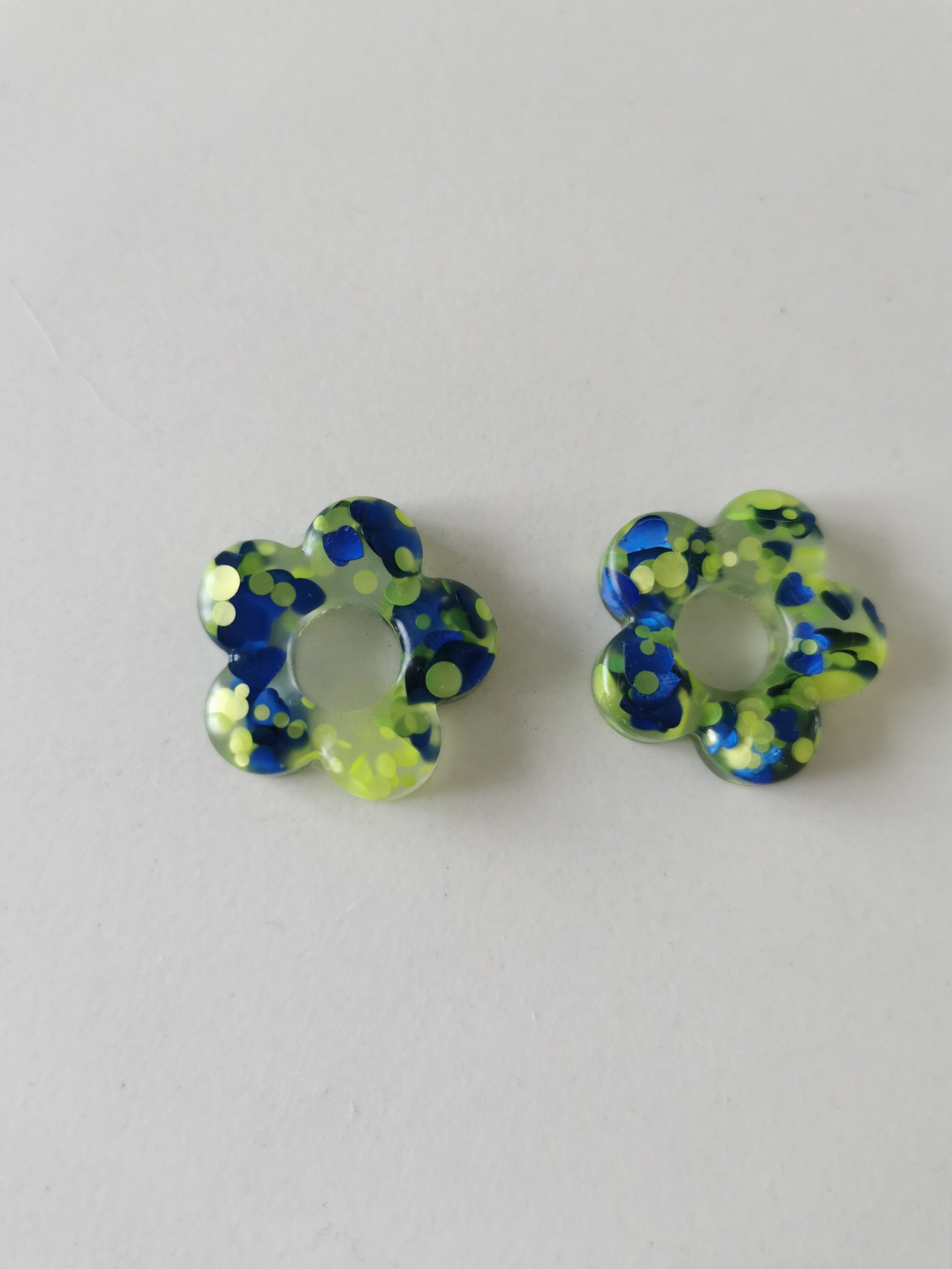Résine époxy - fleur vert/bleu flocons