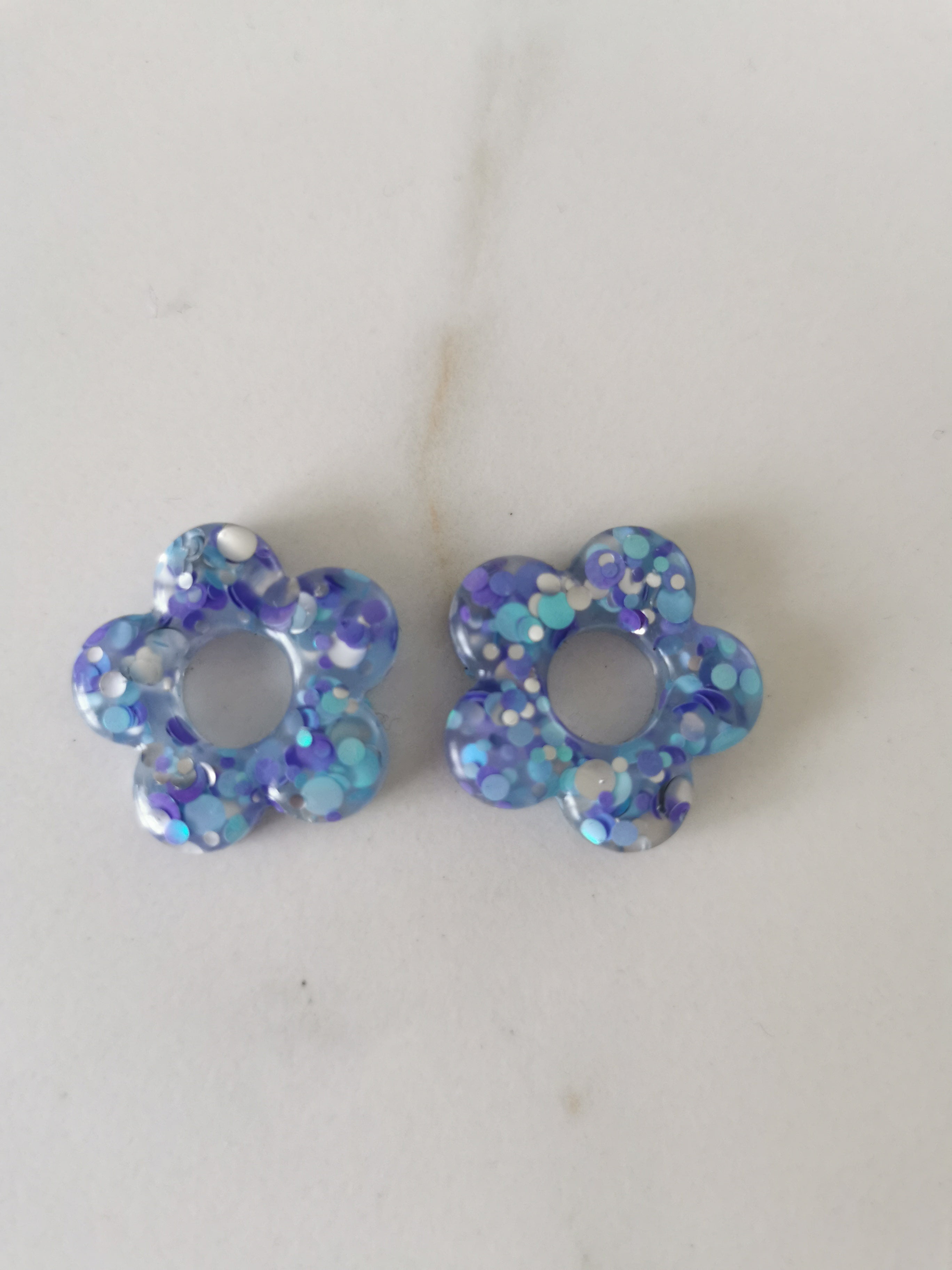 Résine époxy - fleur bleu/lila/argenté - flocons