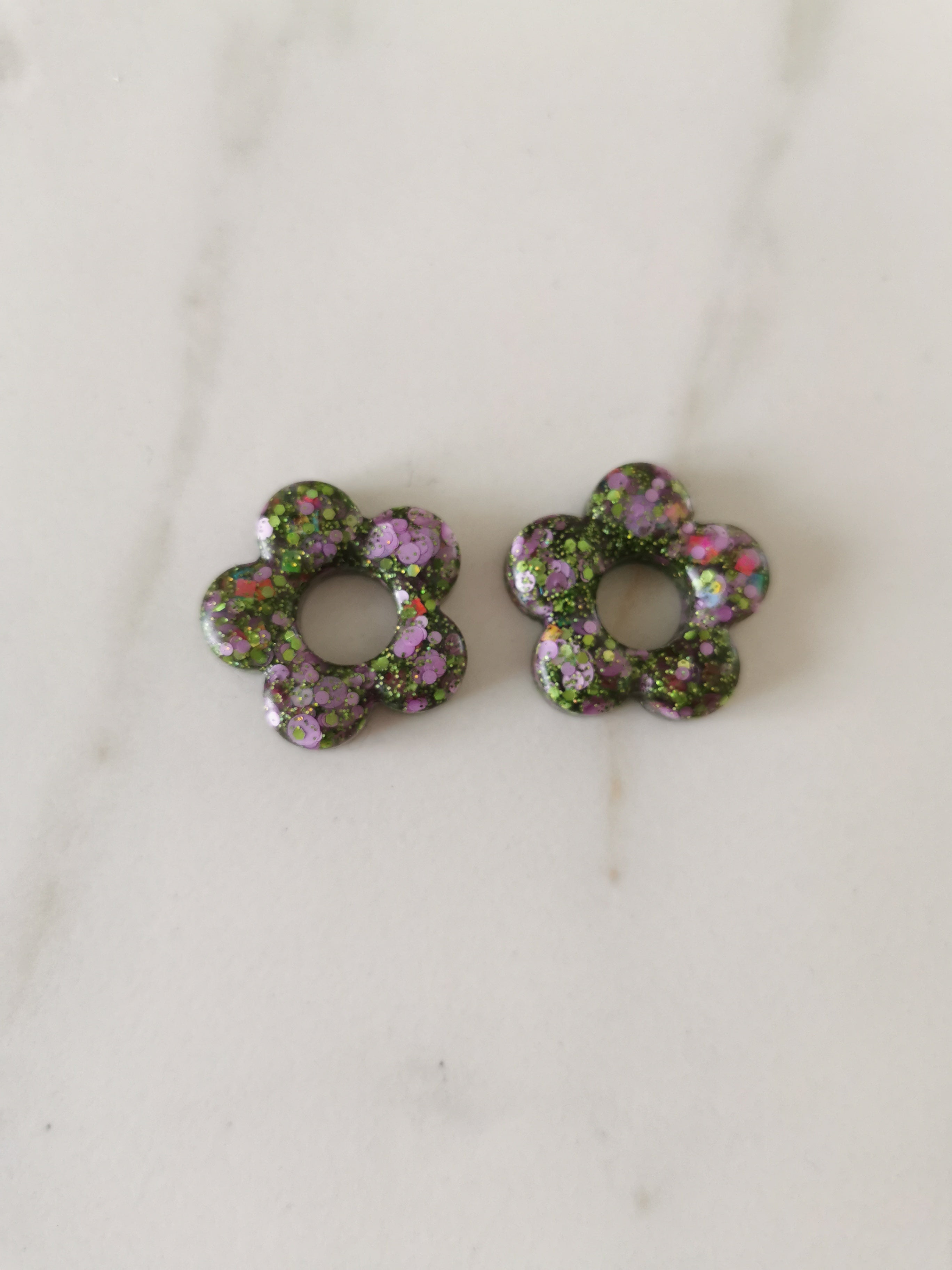 Résine époxy - fleur kaki/rose - paillettes