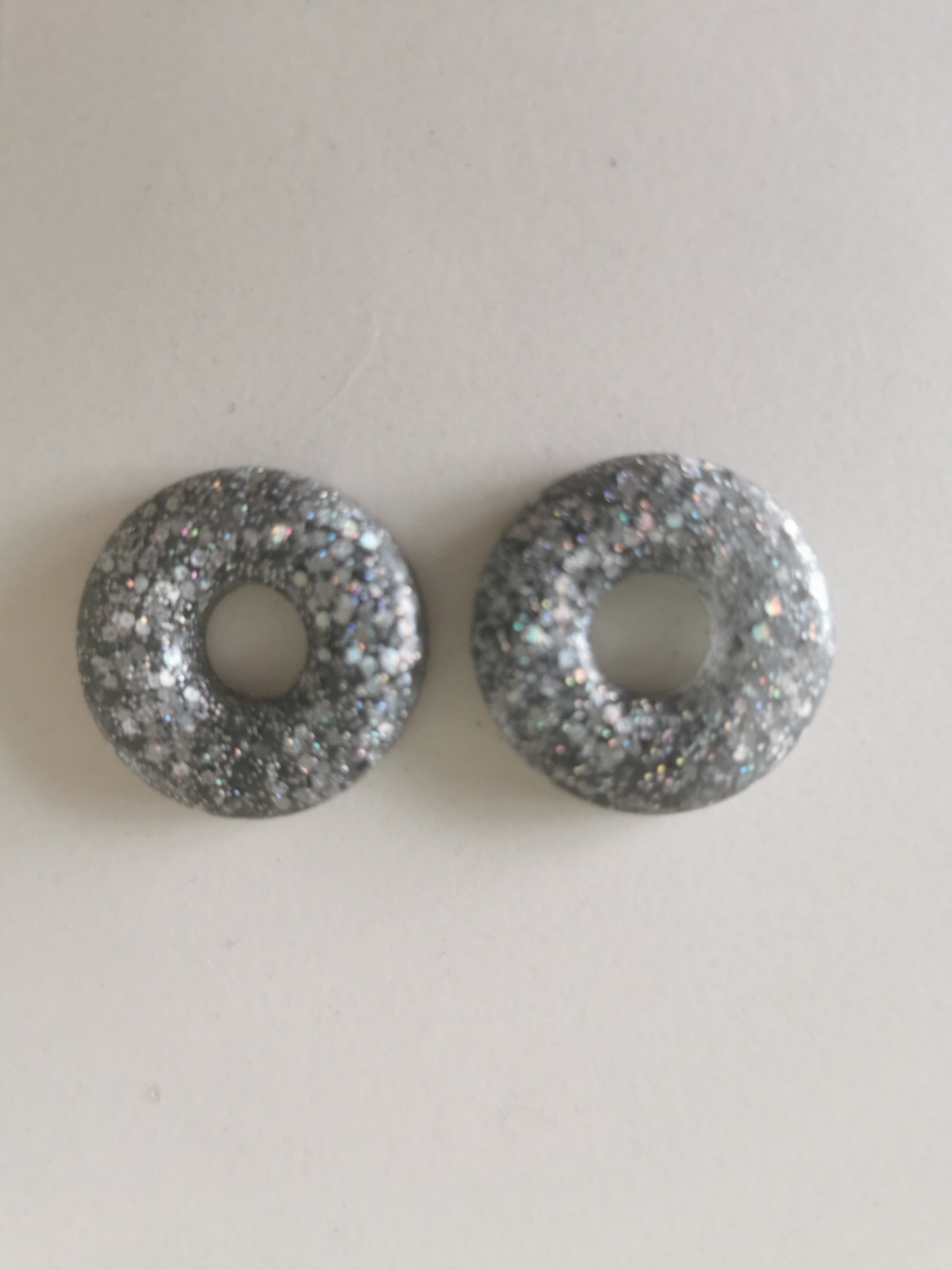 Résine époxy - donuts argenté - paillettes