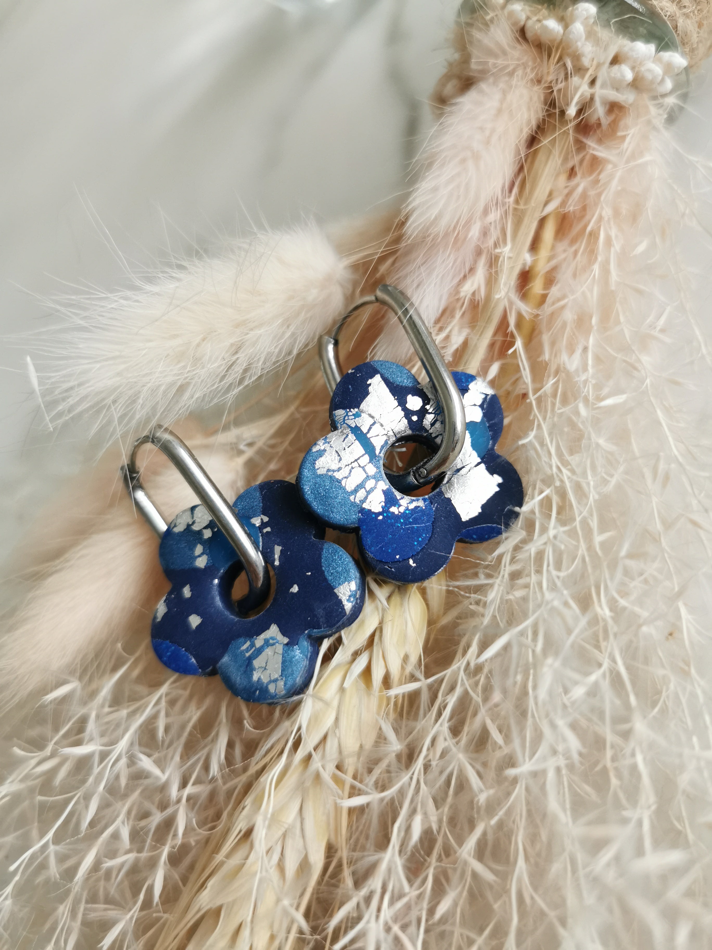 Pampille - bleu/argent - fleur ronde